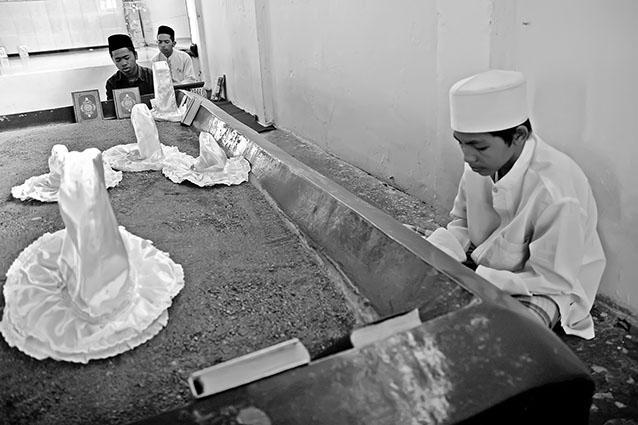 ploso makam kiai djazuli